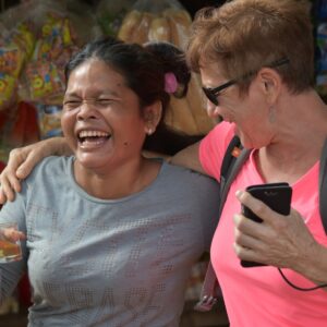 EmotionPlanet-voyages-Asie-Cambodge-locaux-voyageuse