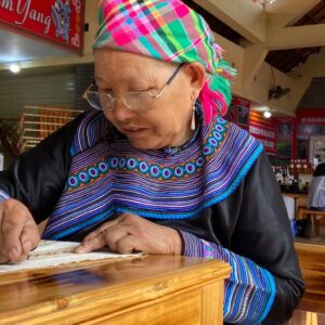 Emotion-Planet-voyages-Asie-Vietnam-récolte-femme