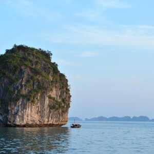 Emotion-Planet-voyages-Asie-Vietnam-baie-d'Halong