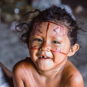 EmotionPlanet-Voyages-immersion-Equateur-Amazonie-enfant