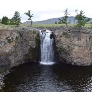 EmotionPlanet-voyages-Asie-Mongolie-paysage-cascade
