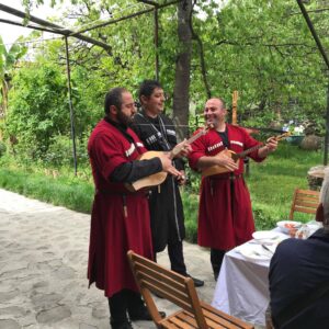 EmotionPlanet-voyages-Europe-Georgie-ChanteurTika