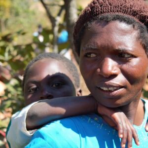 Emotion Planet Malawi nature culture lac safari femme enfant