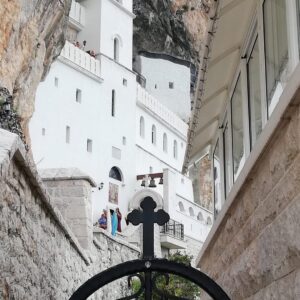 EmotionPlanet-voyages-Europe-Monténégro-monastère-Ostrog