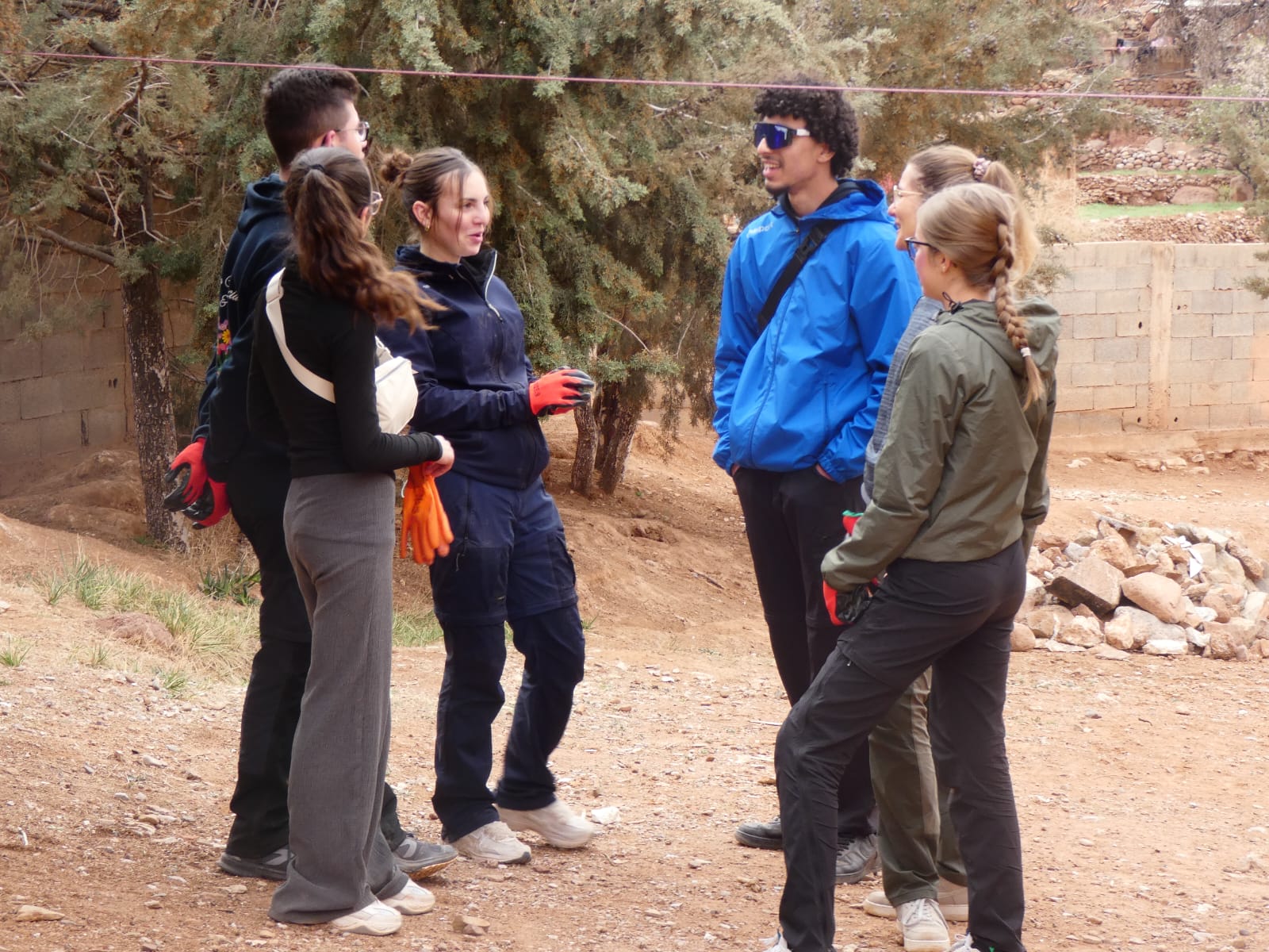Emotion Planet Maroc Atlas Désert voyage scolaire solidaire humanitaire atlas berbere échange