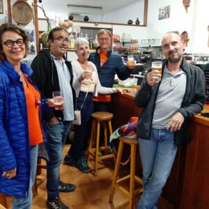 EmotionPlanet-voyages-Espagne-laGomera-voyageurs-bar