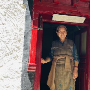 Emotionplanet-voyages-Asie-Inde-Ladakh-méditiation-femme-2