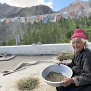 Emotionplanet-voyages-Asie-Inde-Ladakh-méditiation-femme