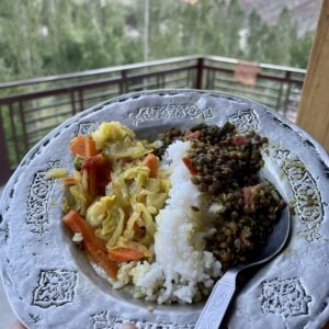 Emotionplanet-voyages-Asie-Inde-Ladakh-méditiation-repas-local